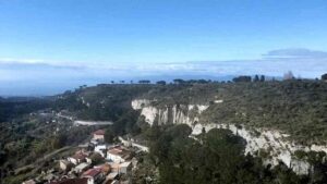 Borgo e colline di Reggio viste dall'alto